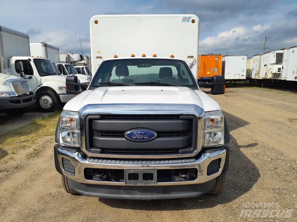 Ford F 550 Gėrimų tiekimo sunkvežimiai