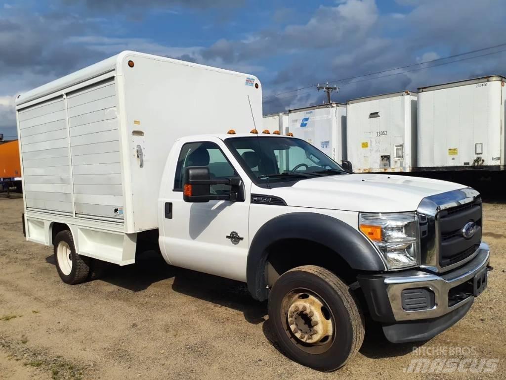 Ford F 550 Gėrimų tiekimo sunkvežimiai