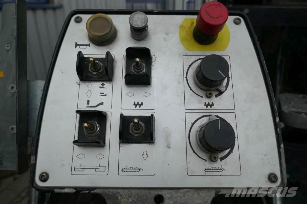 Bomag BF 300 C Maža asfalto klojimo technika