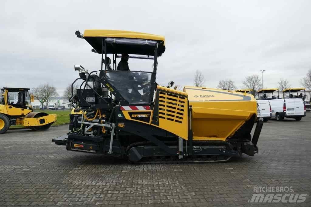 Bomag BF 300 C-2 Maža asfalto klojimo technika