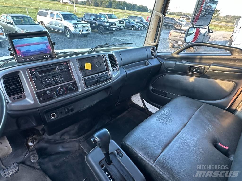 Hino 268 Šiukšliavežės