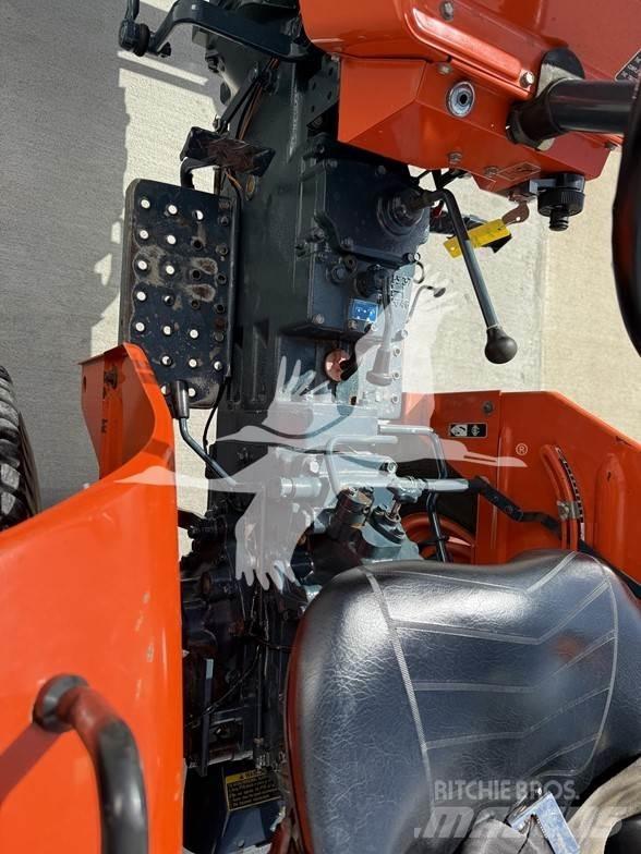 Kubota L2050 Traktoriai