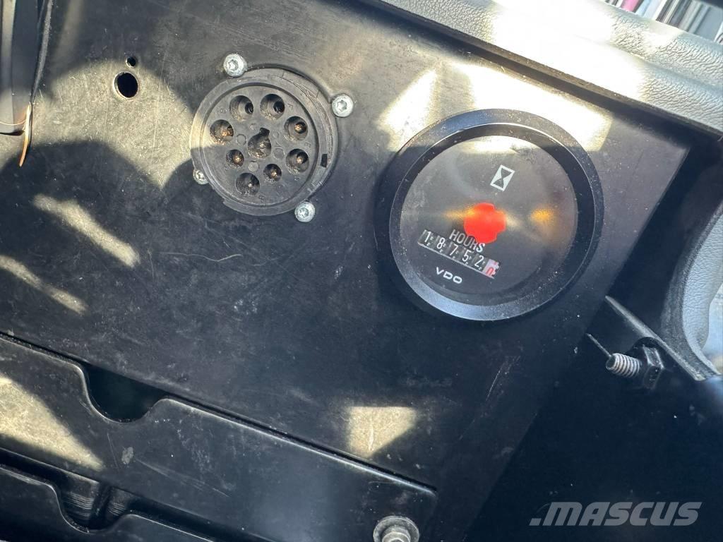 John Deere 1010 E Naudoti miškovežiai (Forvarderiai)