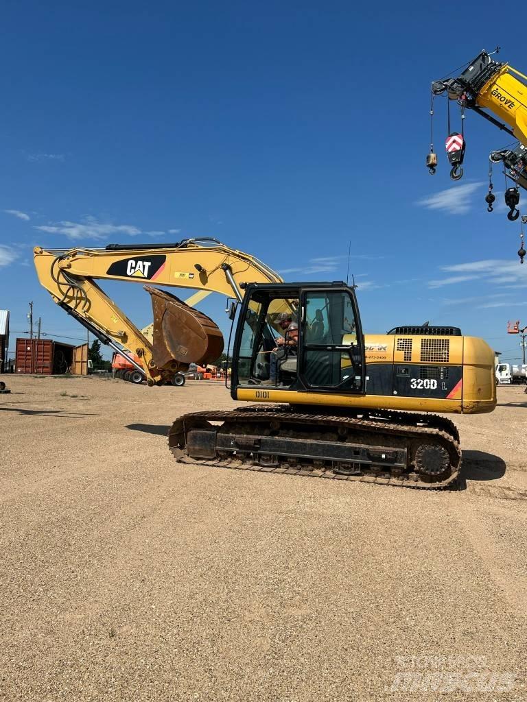 CAT 320 D L Vikšriniai ekskavatoriai