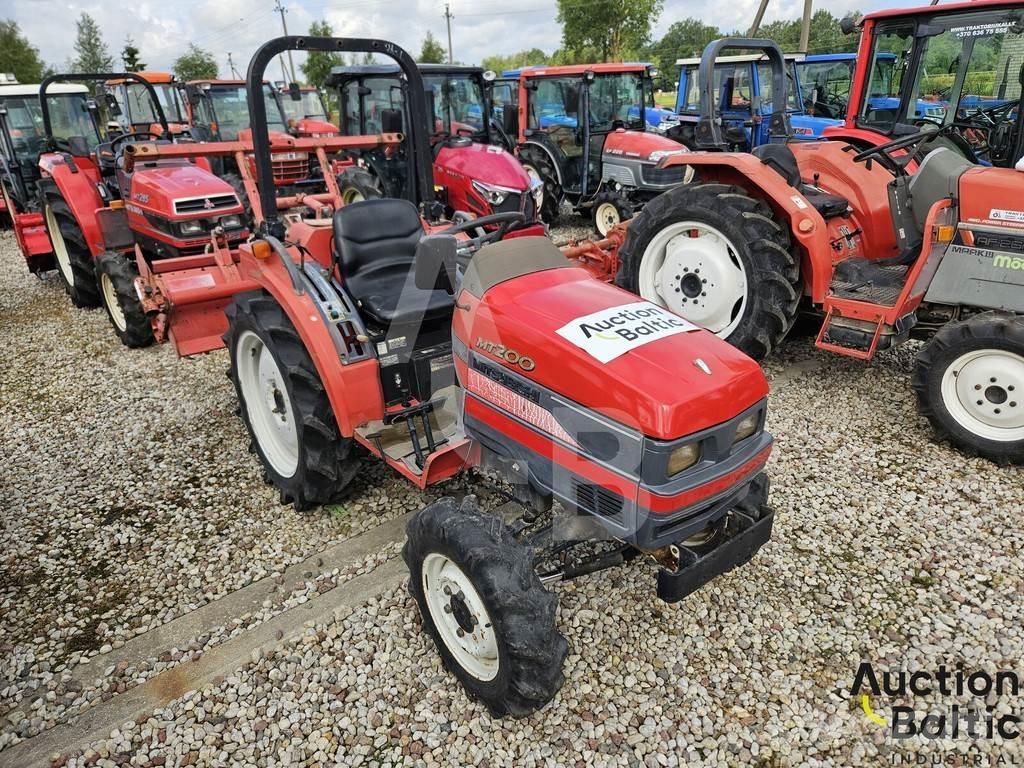 Mitsubishi MT200 Traktoriai