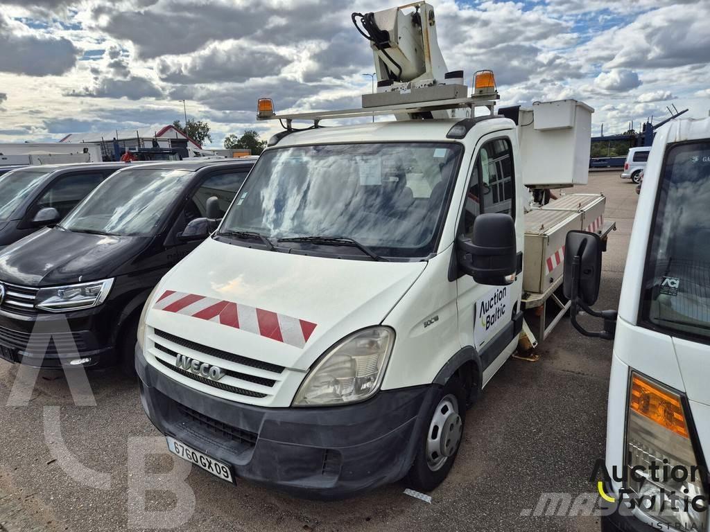 Iveco 50C18 Ant vilkikų montuojamos kėlimo platformos