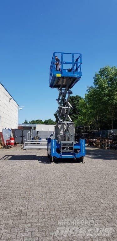 Genie GS3268RT Žirkliniai keltuvai