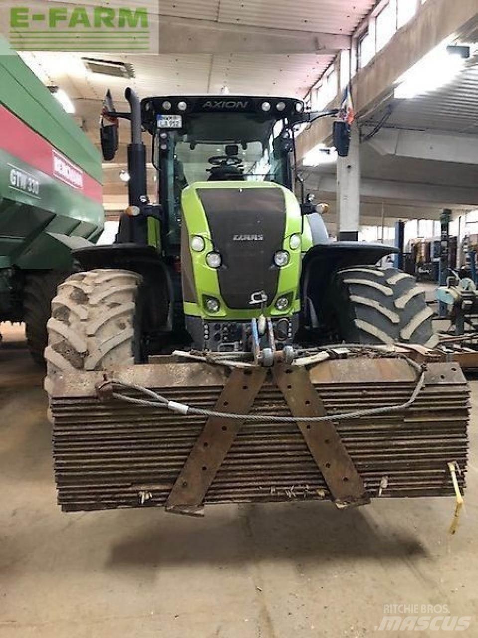 CLAAS axion 950 Traktoriai