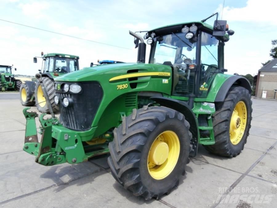 John Deere 7830 TLS Traktoriai