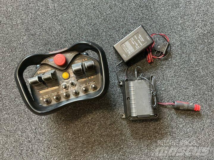 VM Tarm VM 38 S Cisternos puspriekabės