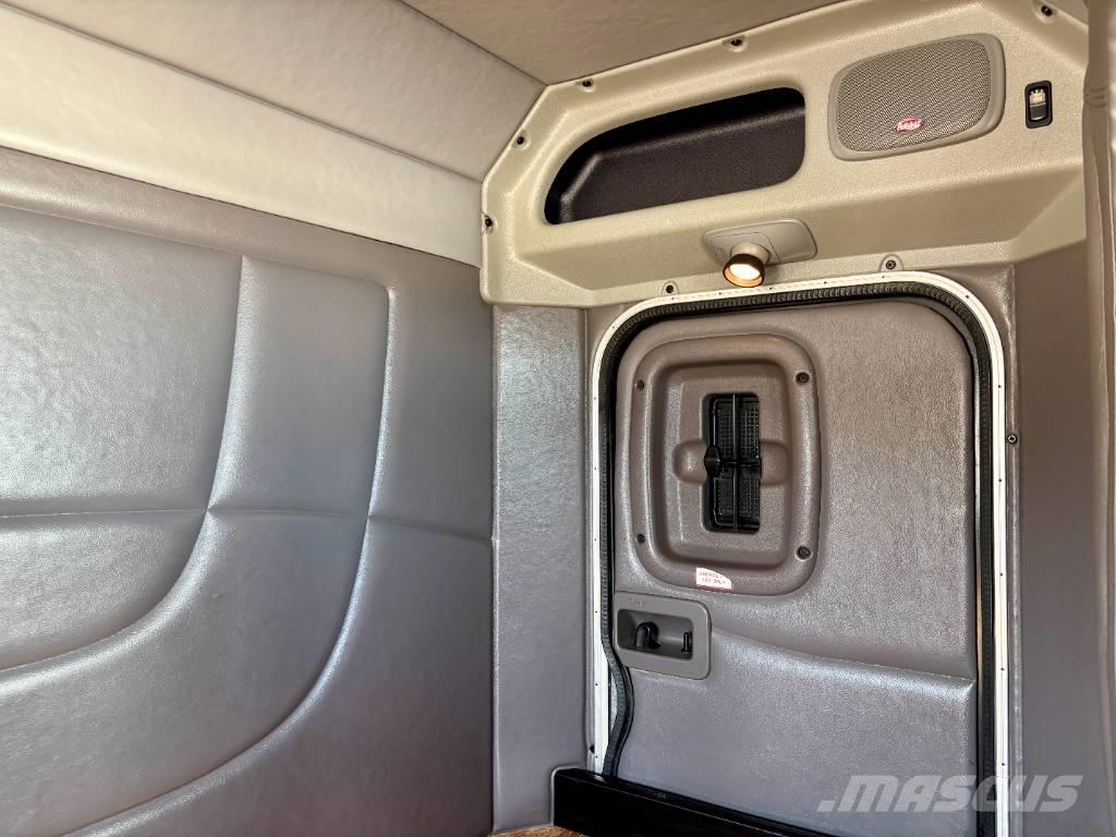 Peterbilt 388 Naudoti vilkikai