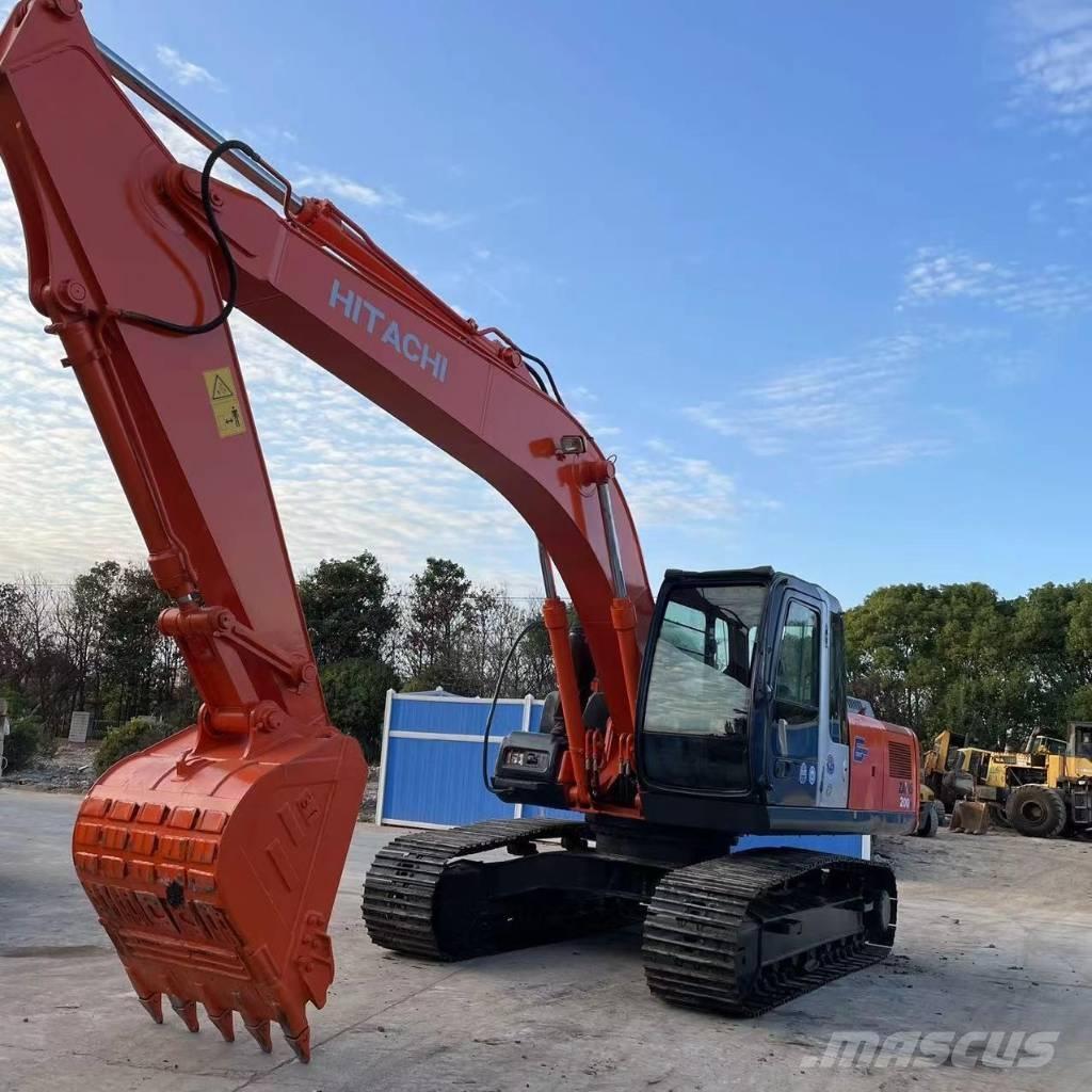 Hitachi ZX200 Vikšriniai ekskavatoriai