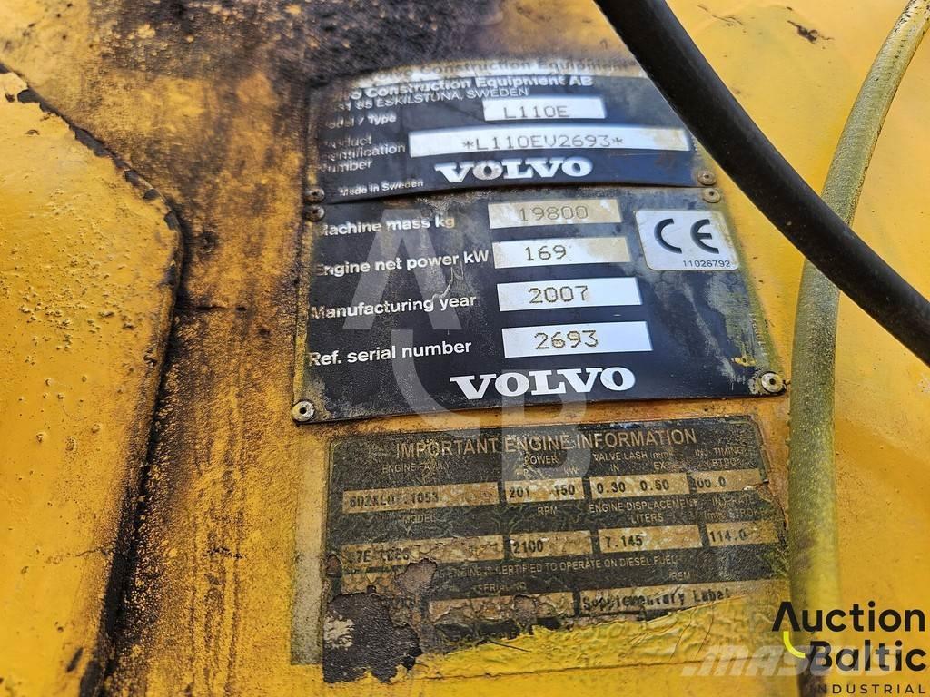 Volvo L 110 E Naudoti ratiniai krautuvai