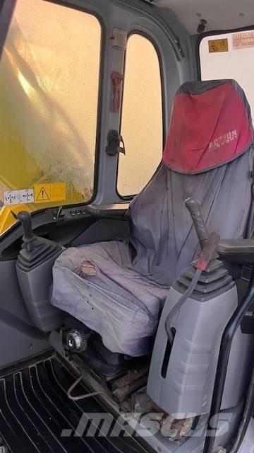 Kobelco E 175 Vikšriniai ekskavatoriai