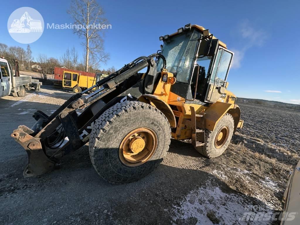 Hyundai HL 730 TM-7 Naudoti ratiniai krautuvai