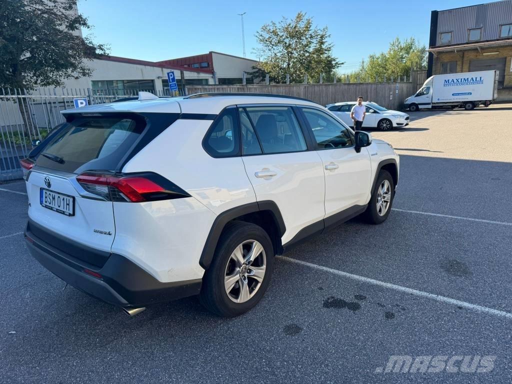 Toyota RAV-4 Lengvieji automobiliai