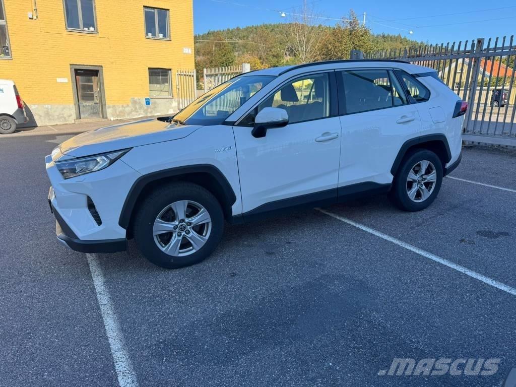 Toyota RAV-4 Lengvieji automobiliai