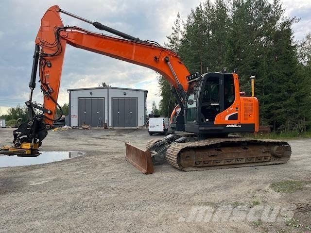 Doosan DX235 LCRD Vikšriniai ekskavatoriai