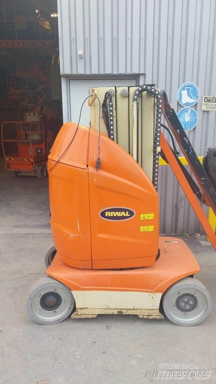 JLG T10E Kiti keltuvai ir platformos