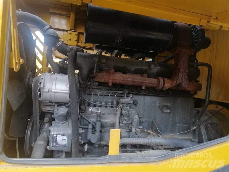 SDLG LG 933 L Naudoti ratiniai krautuvai