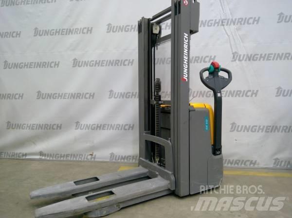 Jungheinrich EJC 112 Rankiniai vėžimėliai