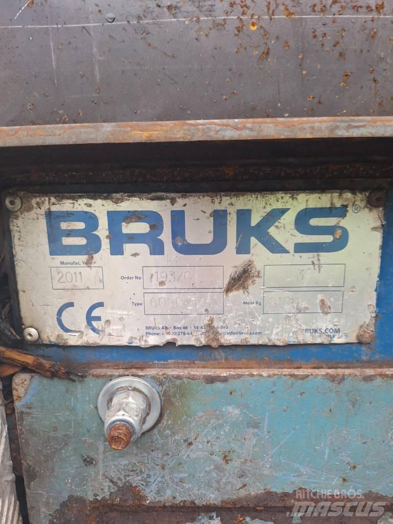 Bruks 605 PT Miško technika - Kita