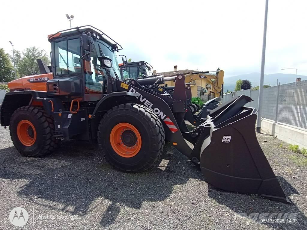 Develon DL 280-7 Naudoti ratiniai krautuvai