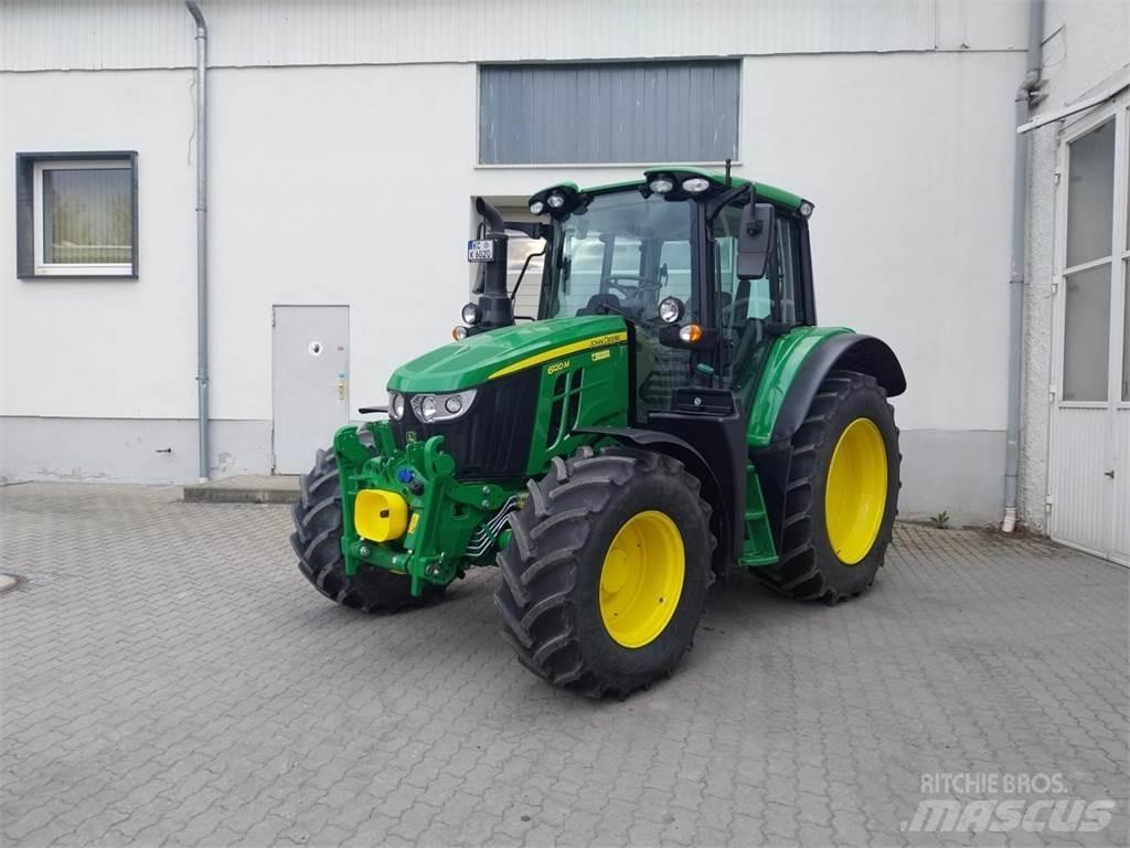 John Deere 6120M Traktoriai
