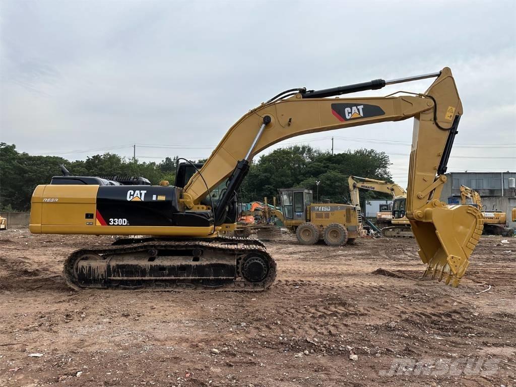 CAT 330 D L Vikšriniai ekskavatoriai