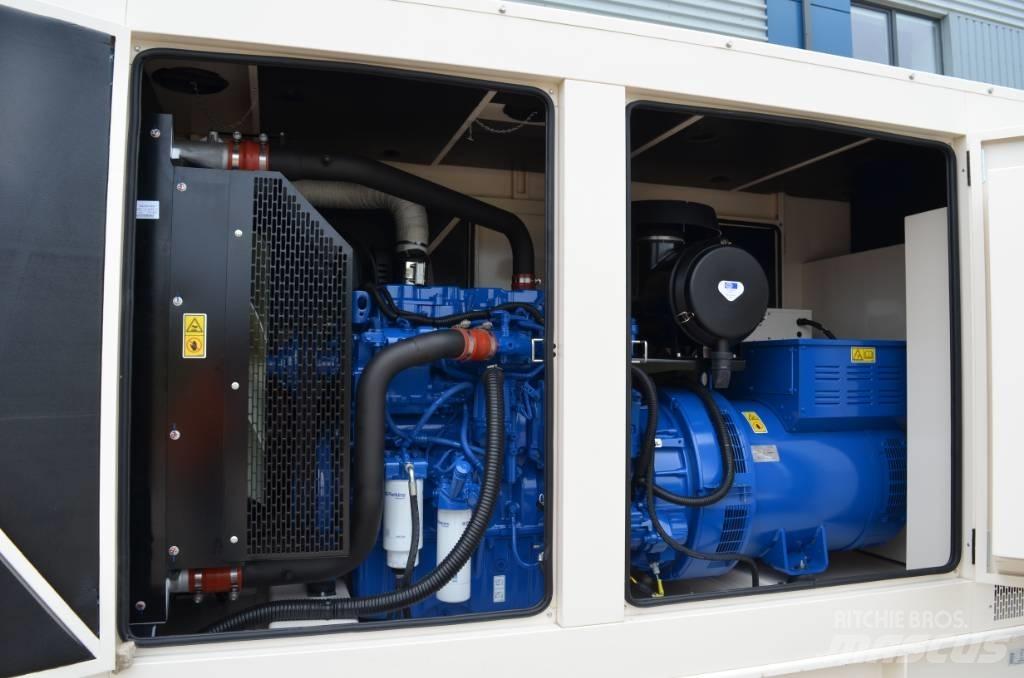 FG Wilson P300-5 Dyzeliniai generatoriai