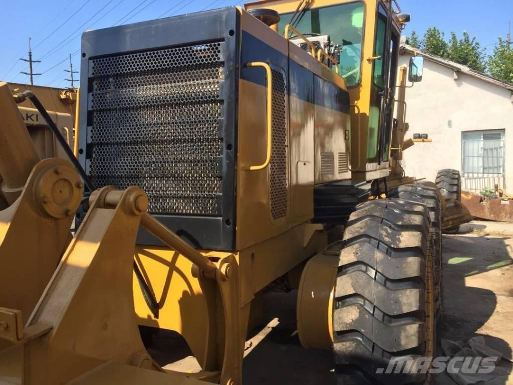 CAT 140 H Greideriai