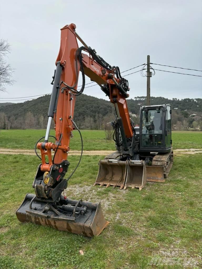 Hitachi ZX85USB-6 Vidutinės galios ekskavatoriai 7-12 t