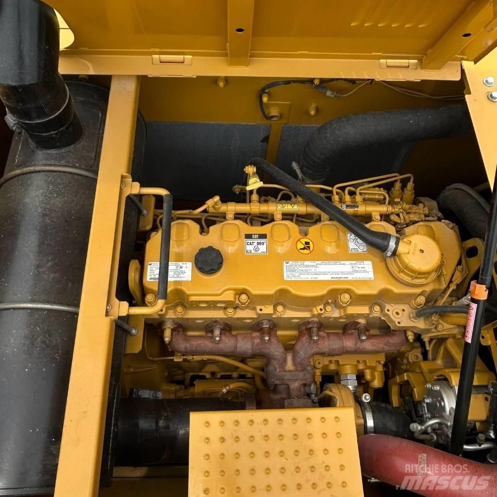 CAT 336GC Vikšriniai ekskavatoriai