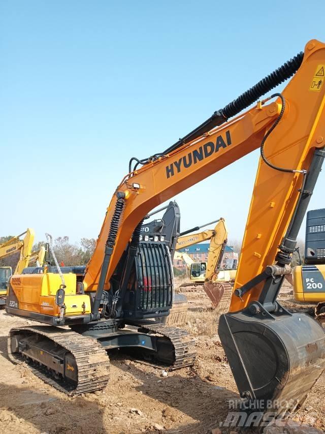 Hyundai R220-9 Vikšriniai ekskavatoriai