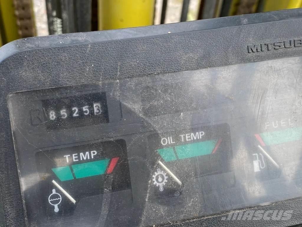 Mitsubishi FD25T Dyzeliniai krautuvai