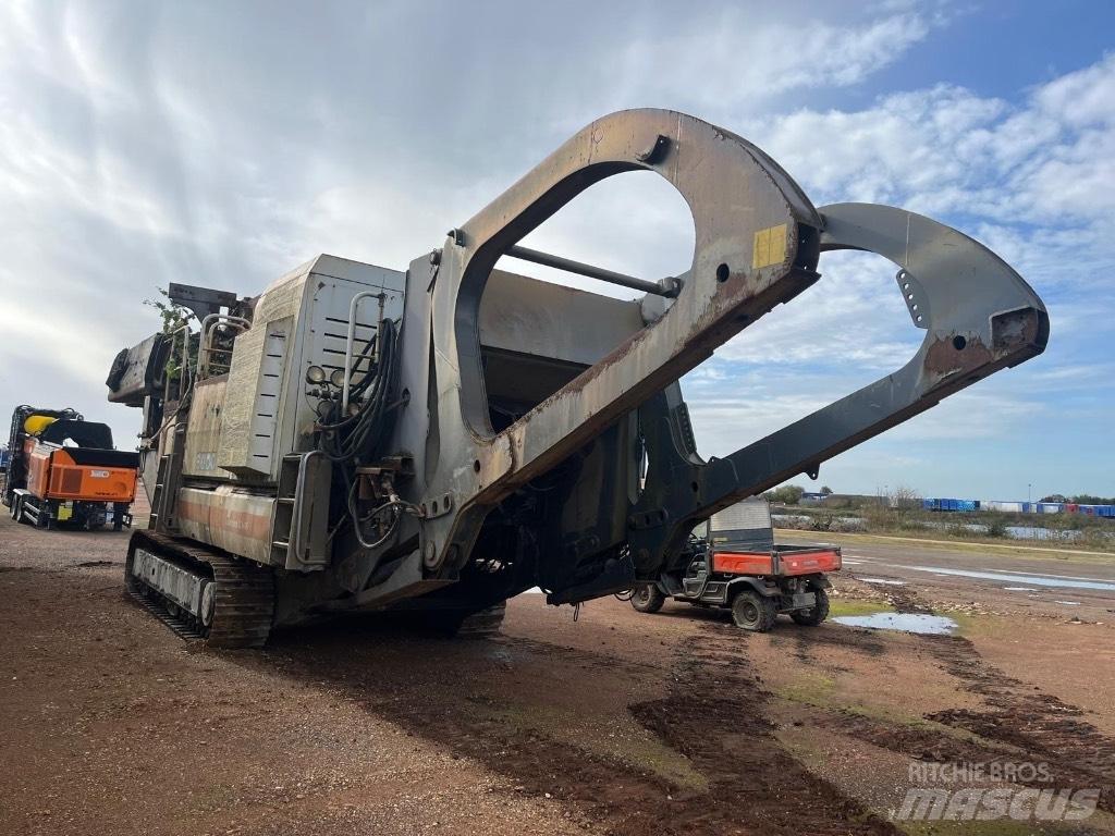Metso LT1415S Mobilūs smulkintuvai