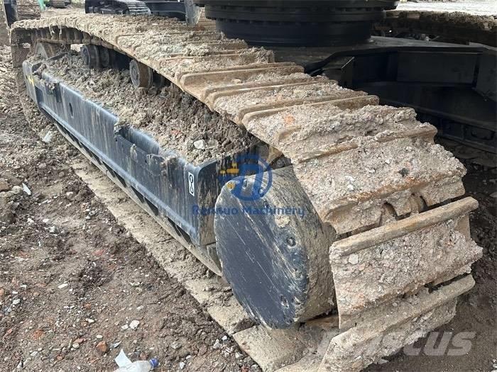 Komatsu PC450-8 Vikšriniai ekskavatoriai