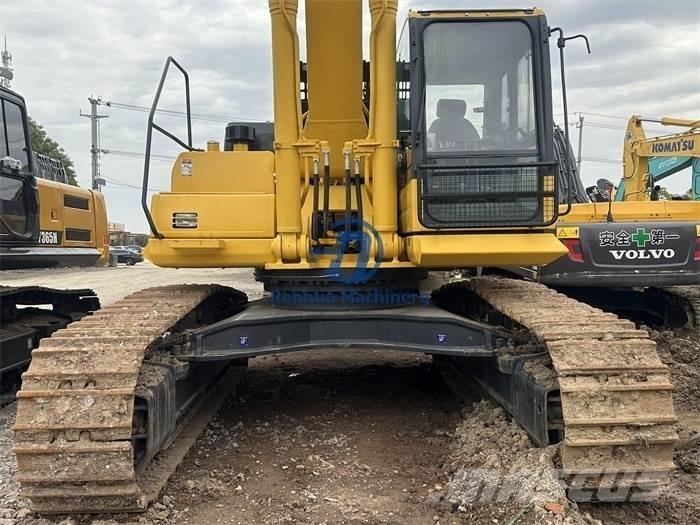 Komatsu PC450-8 Vikšriniai ekskavatoriai
