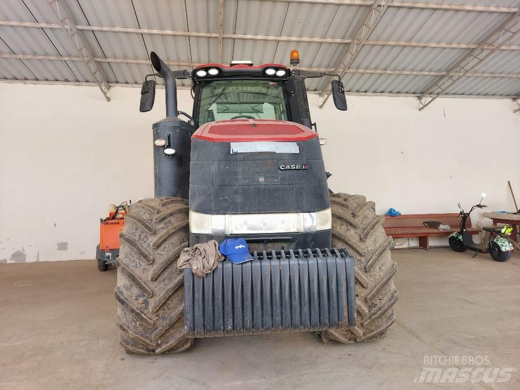 Case IH Magnum 250 Traktoriai
