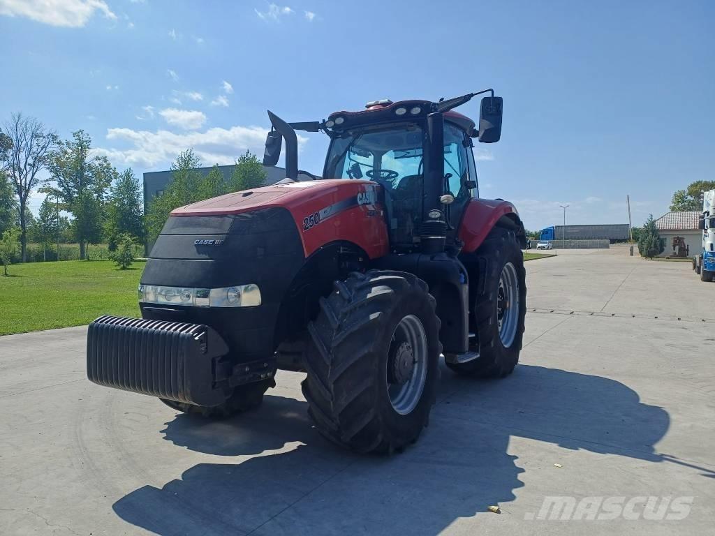Case IH Magnum 250 Traktoriai