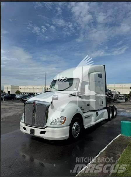 Kenworth T680 Naudoti vilkikai