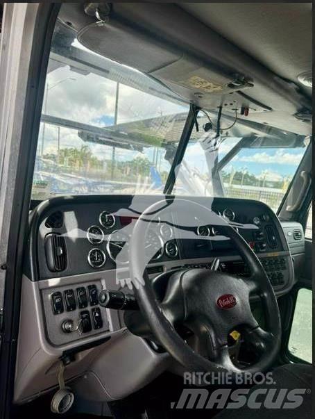 Peterbilt 389 Statyba - Kita