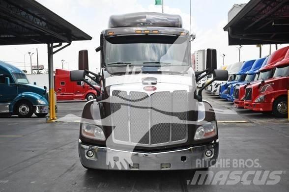 Peterbilt 579 Naudoti vilkikai