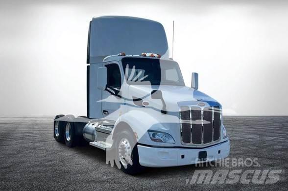 Peterbilt 579 Naudoti vilkikai