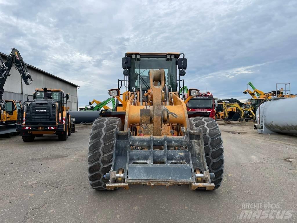 Hyundai HL960XT Naudoti ratiniai krautuvai