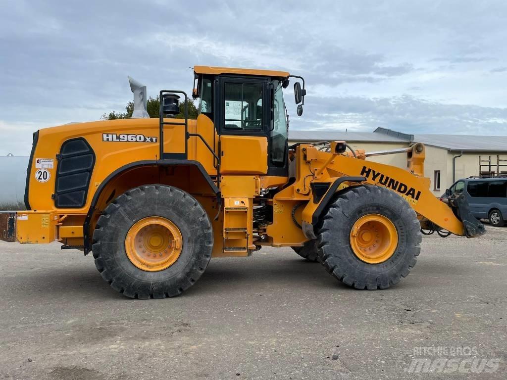 Hyundai HL960XT Naudoti ratiniai krautuvai