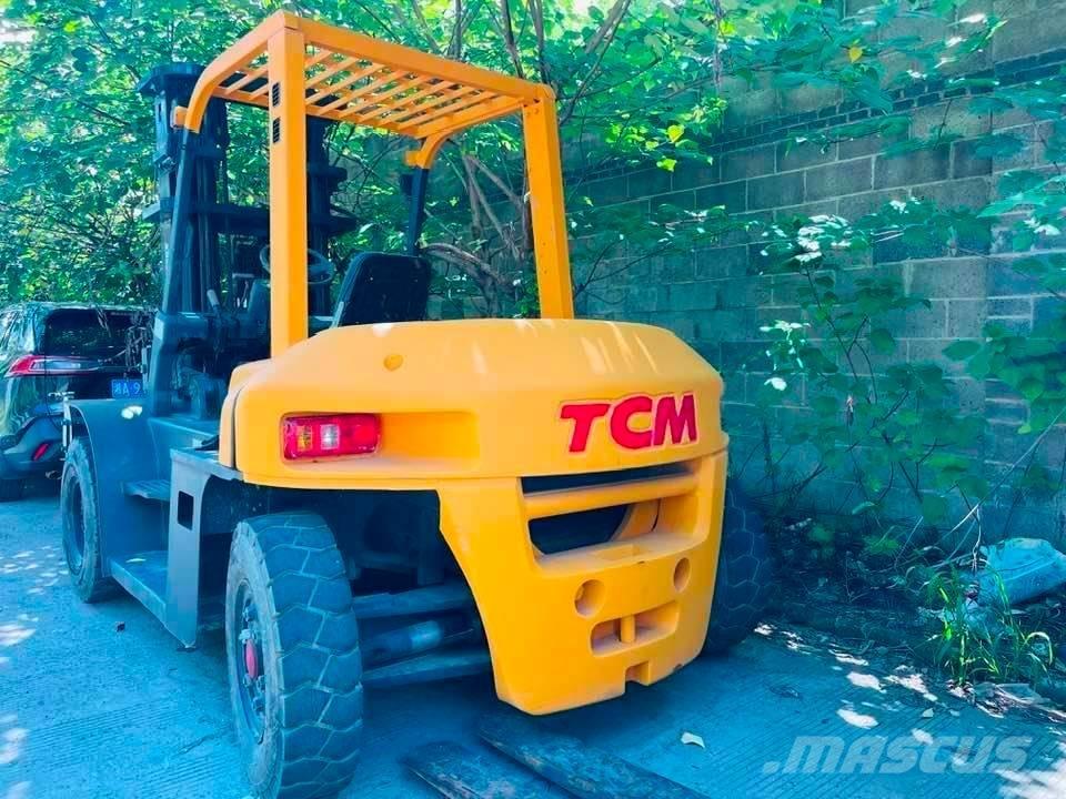 TCM FD 50 Dyzeliniai krautuvai