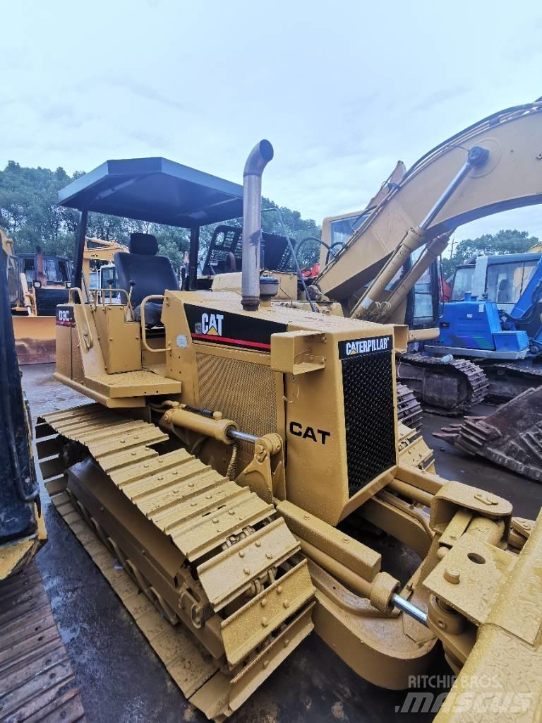 CAT D3C Vikšriniai buldozeriai