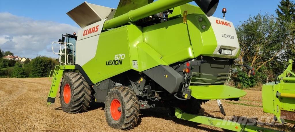 CLAAS Lexion 670 Derliaus nuėmimo kombainai