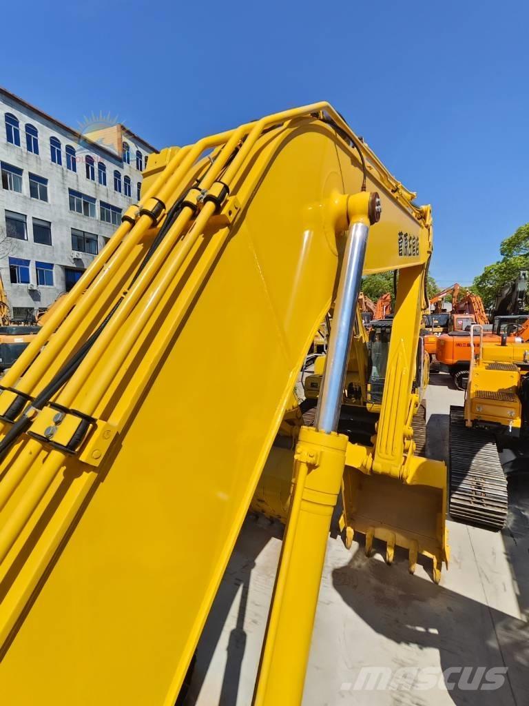 Komatsu PC 220-8 Vikšriniai ekskavatoriai